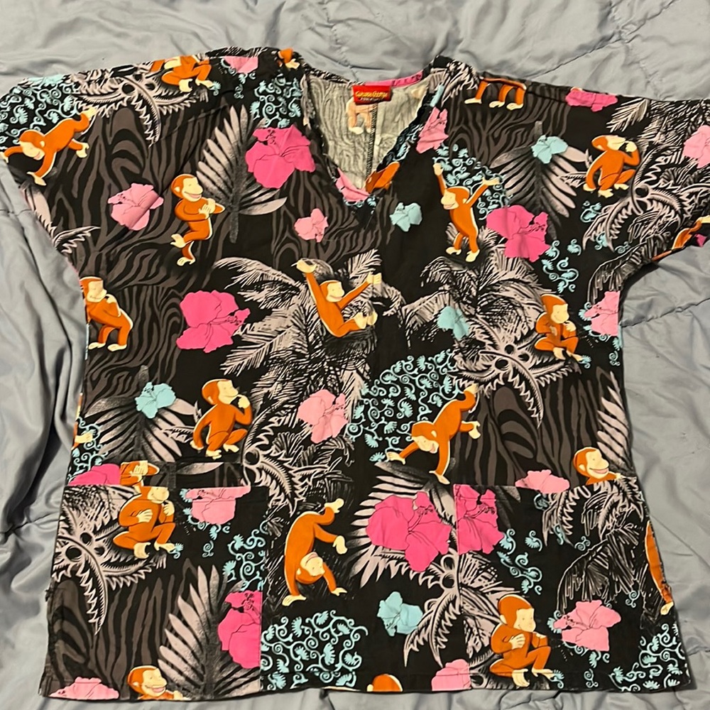 Women’s scrub top